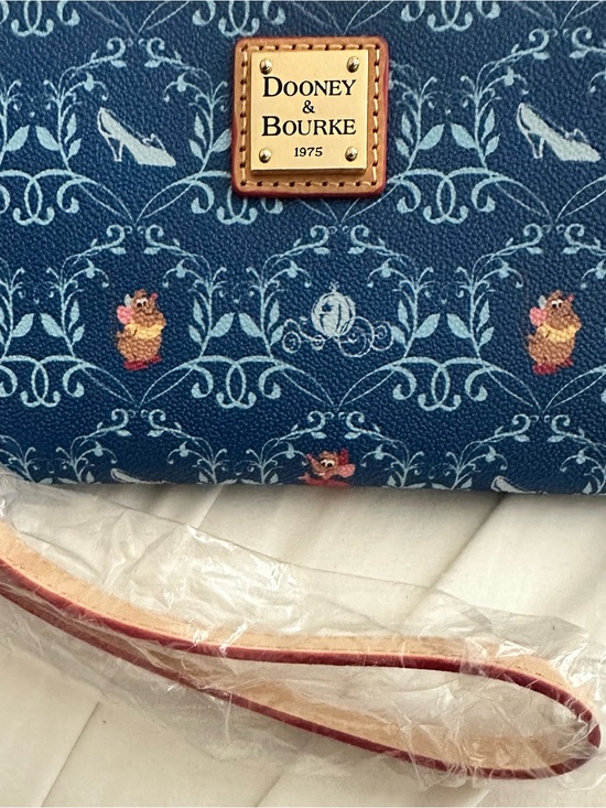Dooney & Bourke Handbags - Disney Dooney & Bourke Cinderella Dream Big Wristlet Wallet - Unused Minor Flaw